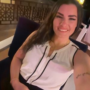 Meet your Posher, Christy